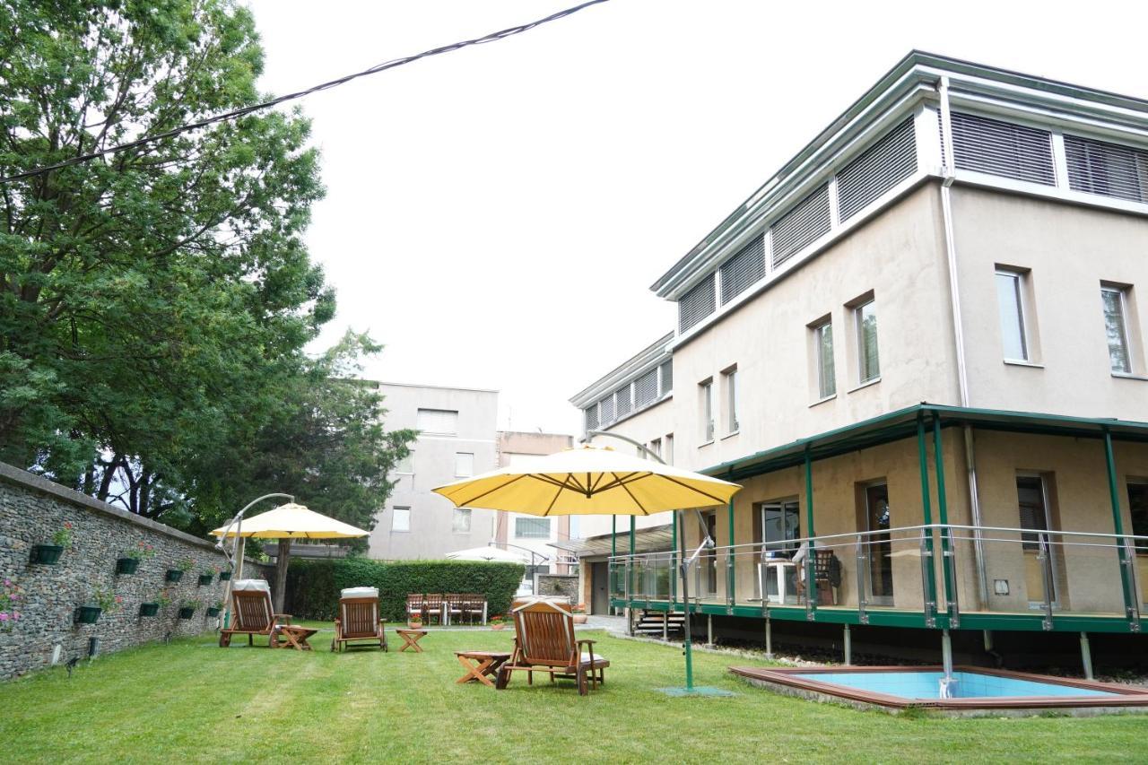 Hotel Brass Sarajevo Buitenkant foto